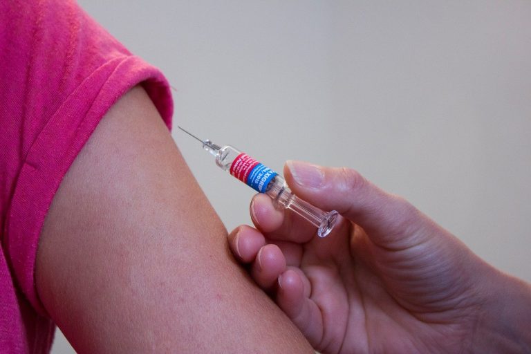 Campanha de vacinação contra gripe é antecipada - Clínica ...
